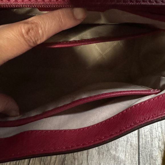 Michael Kors Brandi Womens Maroon Leather Gold Trim Top Handle Satchel Bag Purse - Picture 10 of 14